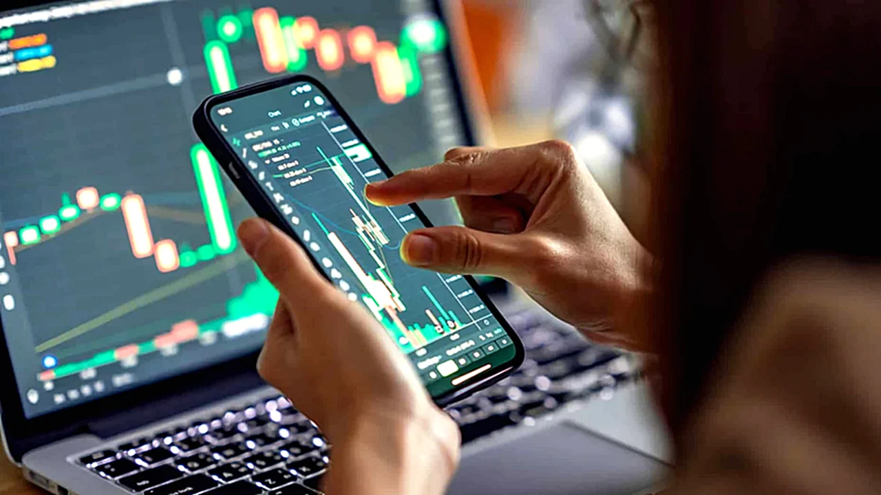 تراجع أسعار النفط وارتفاع الأسهم في الأسواق المالية