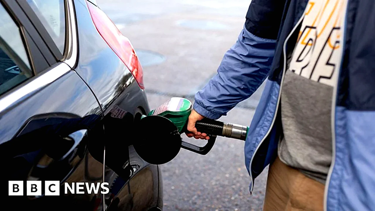 أسعار النفط تقفز أسعار النفط ترتفع بعد تقارير عن تمديد