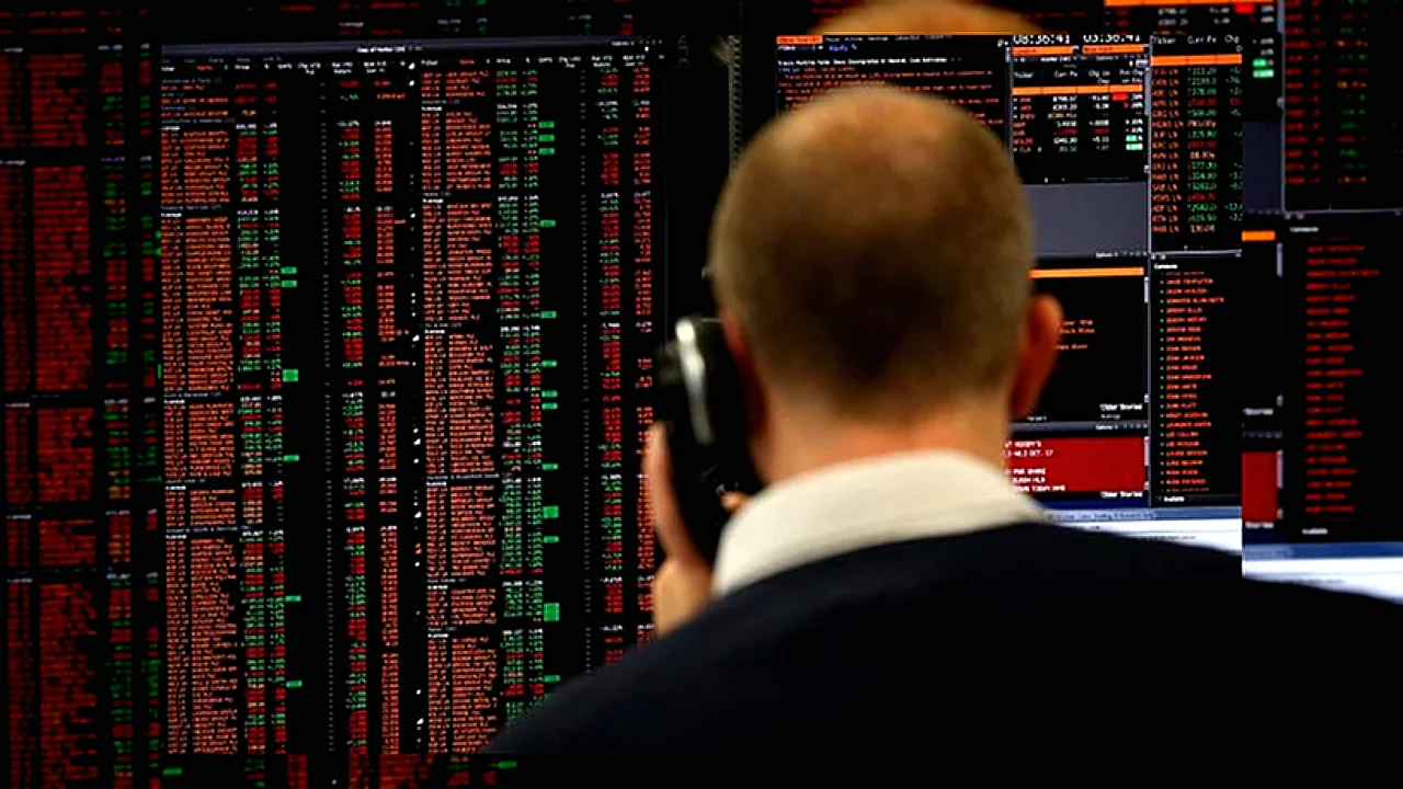 الأسهم العالمية قرب مؤشر الأسهم العالمية يرتفع مع تراجع