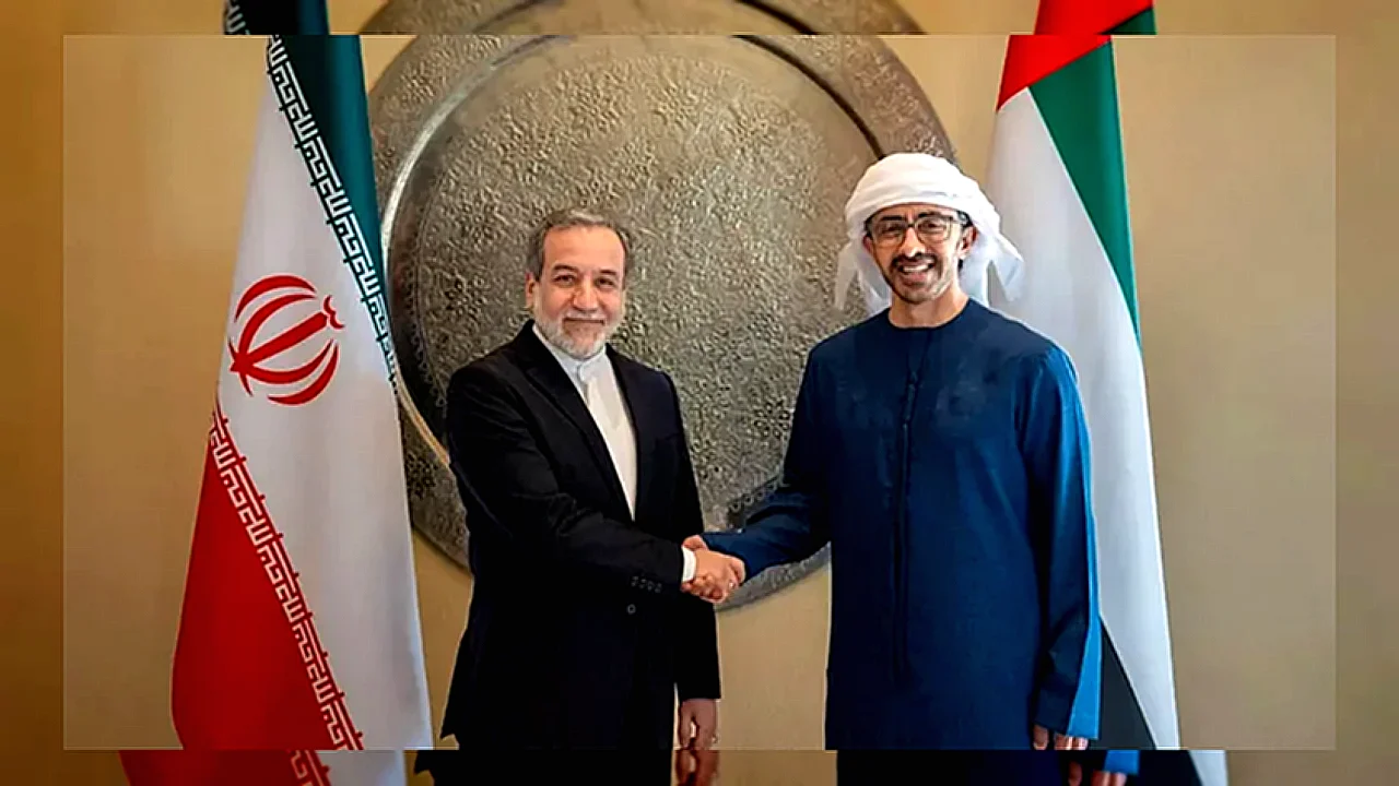 خلال اتصال هاتفي. . الإمارات تطالب طهران بالالتزام وحماية الملاحة في هرمز