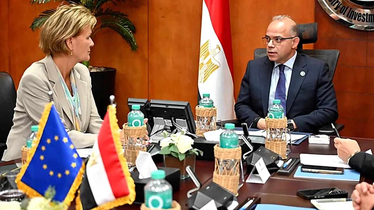 وزير الاستثمار يبحث مع سفيرة الاتحاد الأوروبي تطوير الشراكة الاقتصادية التجارية