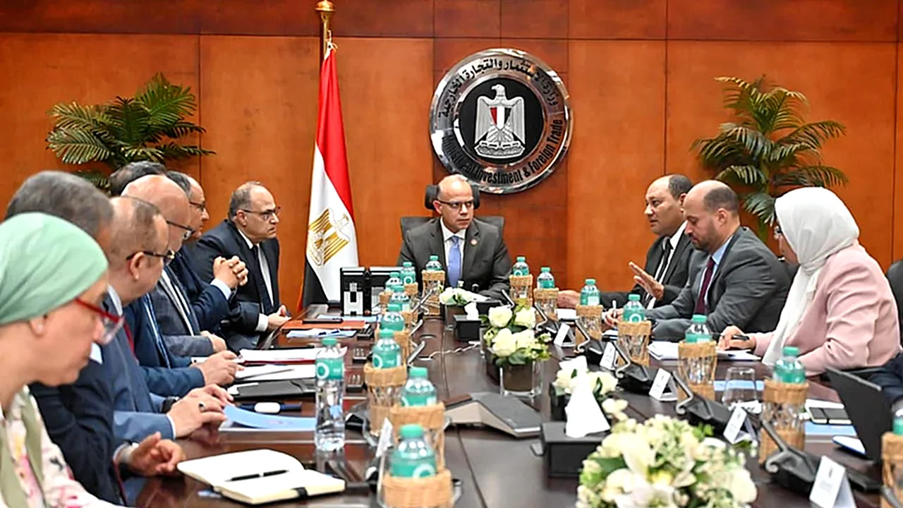 الاستثمار يبحث مع اجتماع لتعزيز صادرات المنتجات البيطرية