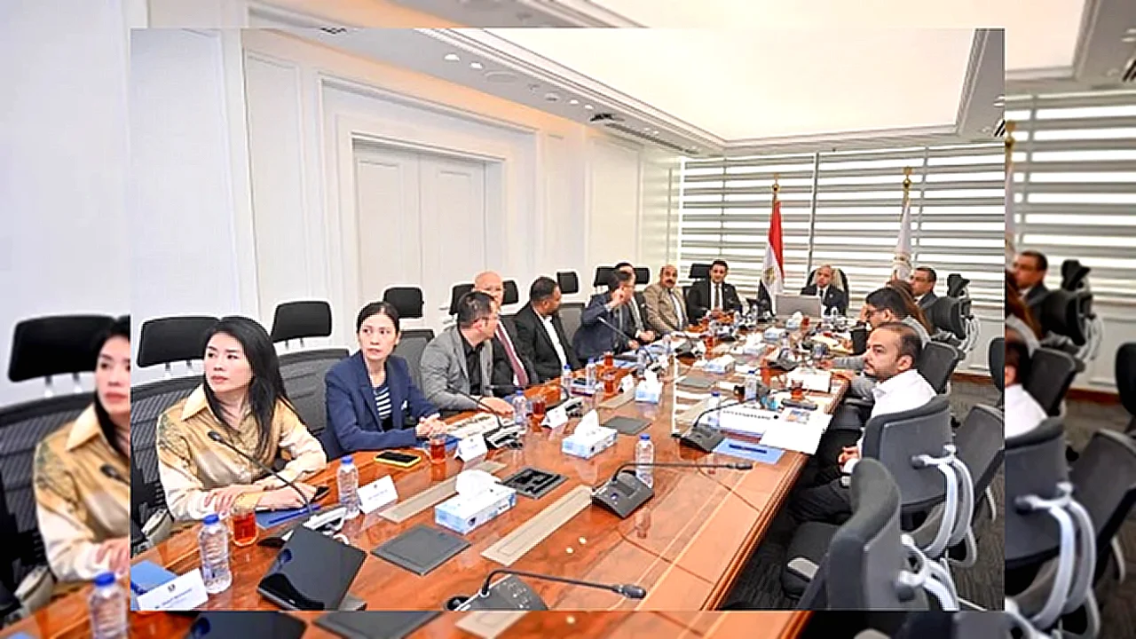 الاستثمار يبحث مع لقاء وزير الاستثمار مع قيادات شركة صينية