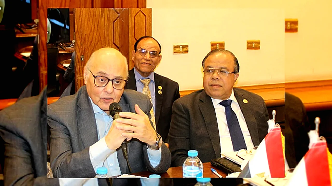 البنك المركزي ندوة حوار اقتصادي في حزب الغد حول التحديات