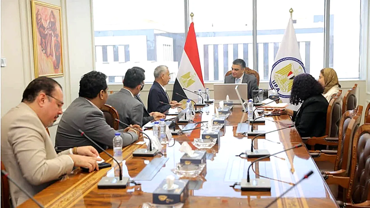 الصناعات الطبية في اجتماع هيئة الشراء الموحد مع وفد شركة