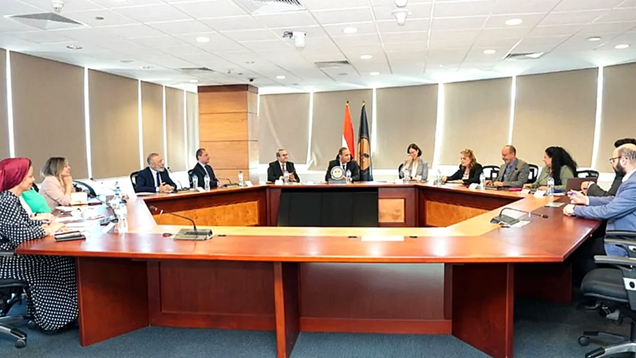 المالية تبحث مع اجتماع الرقابة المالية مع هيئة الأمم