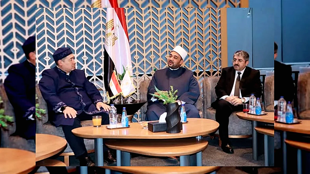 المجلس الأعلى للشؤون اجتماع الدكتور أحمد نبوي مع الشيخ
