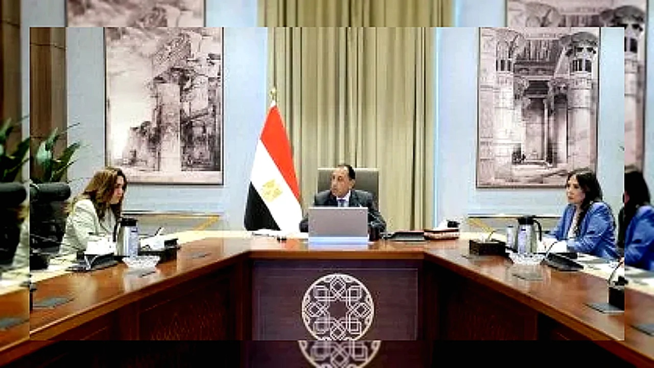 المحاور والطرق الرئيسية اجتماع رئيس الوزراء مصطفى مدبولي