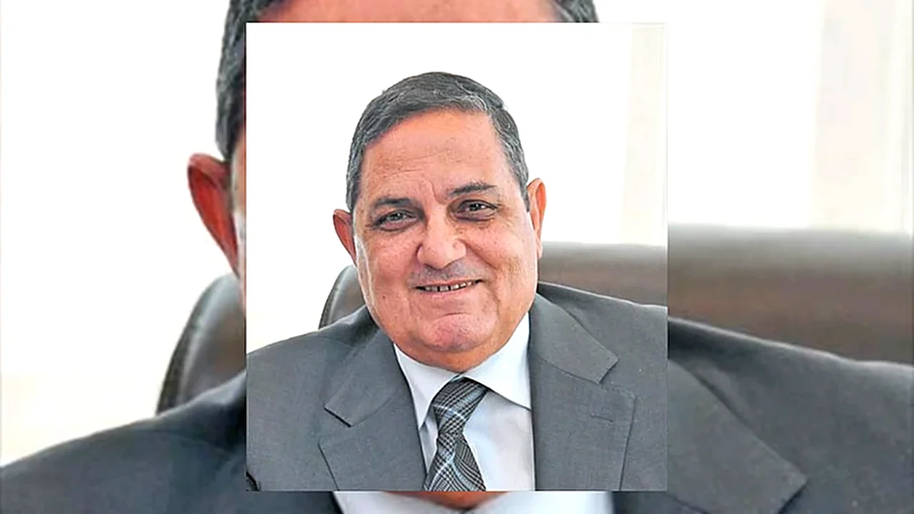 المركزي يرفض طلبات بنوك لتحويل جزء من مديونية رجل الأعمال محمد الخشن من الجنيه إلى الدولار