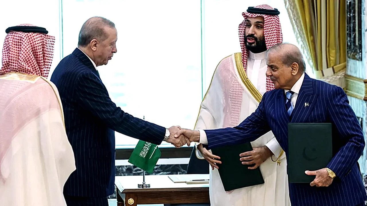الولايات المتحدة صورة توضح اتفاقية مكة بين السعودية