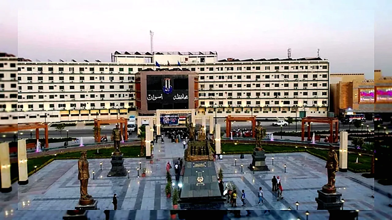 انطلاق أكبر مهرجان افتتاح مهرجان للتسوق في أسوان بأسعار