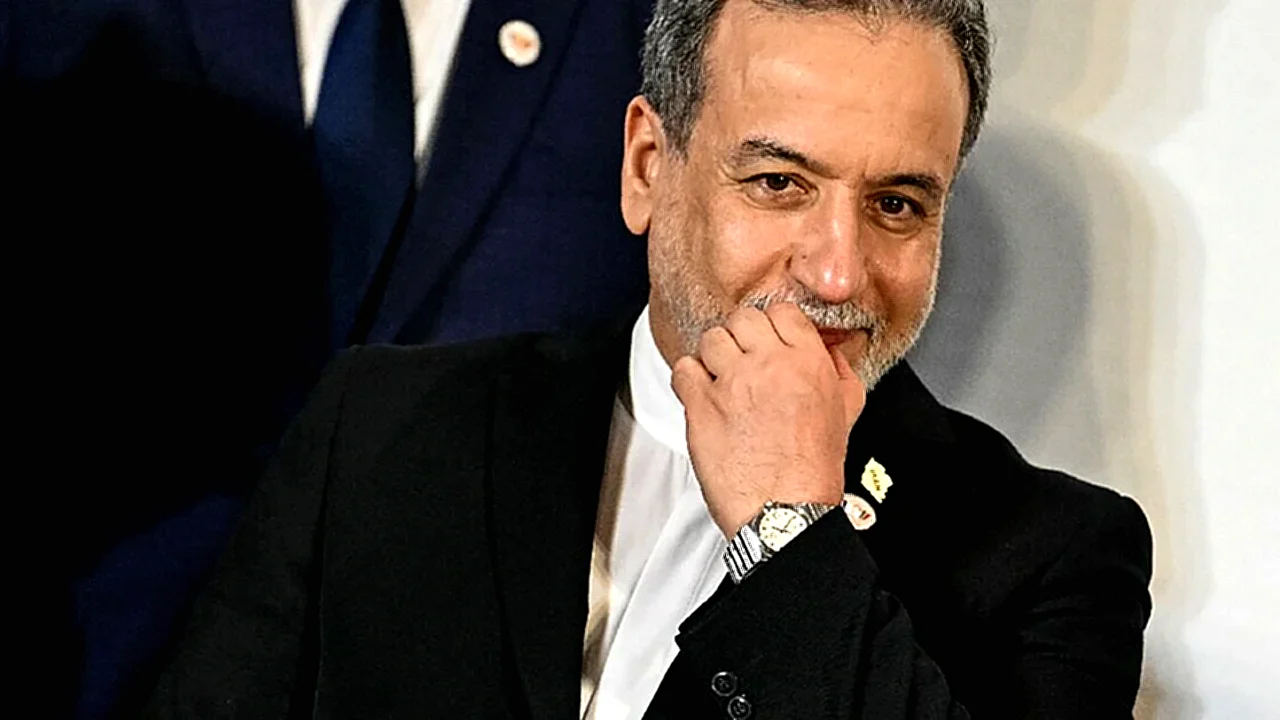 باكستان تعلن قرب رئيس وزراء باكستان يتحدث عن اتفاق سلام