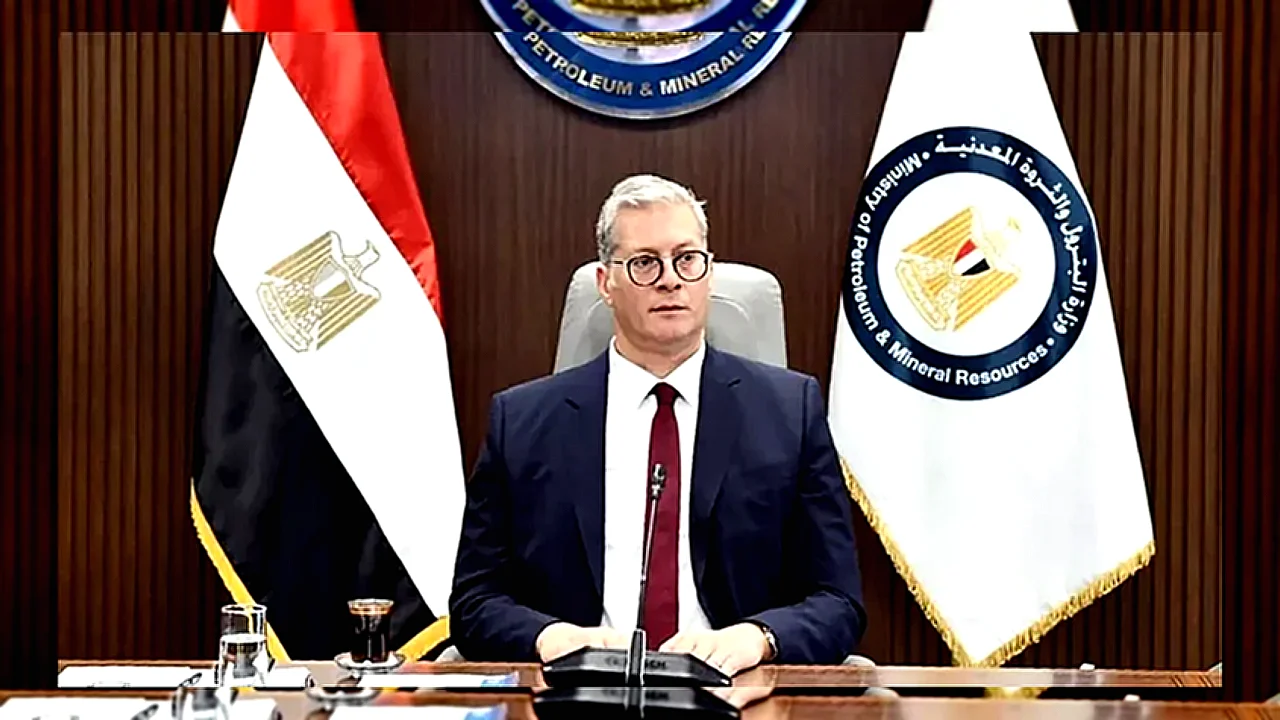 تبحثان إضافة إنتاج اجتماع وزير البترول مع مسؤولي شركة إيني