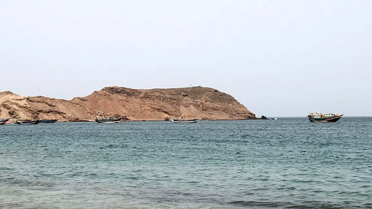 تنفيذ هجوم صاروخي صورة تعبيرية ترتبط ب والتطورات العسكرية
