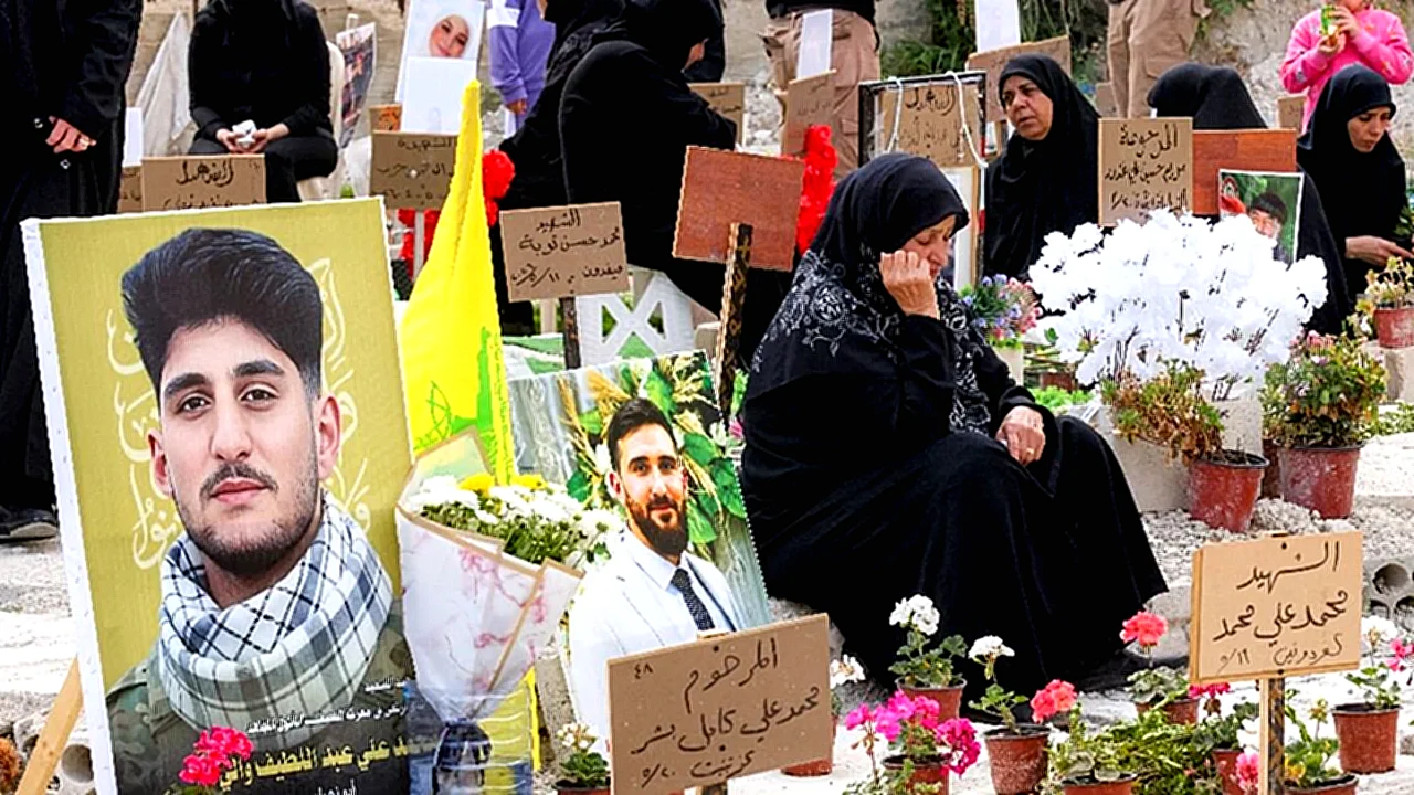 حزب الله مقابر مؤقتة في جنوب لبنان لقتلى بسبب النزوح والدمار