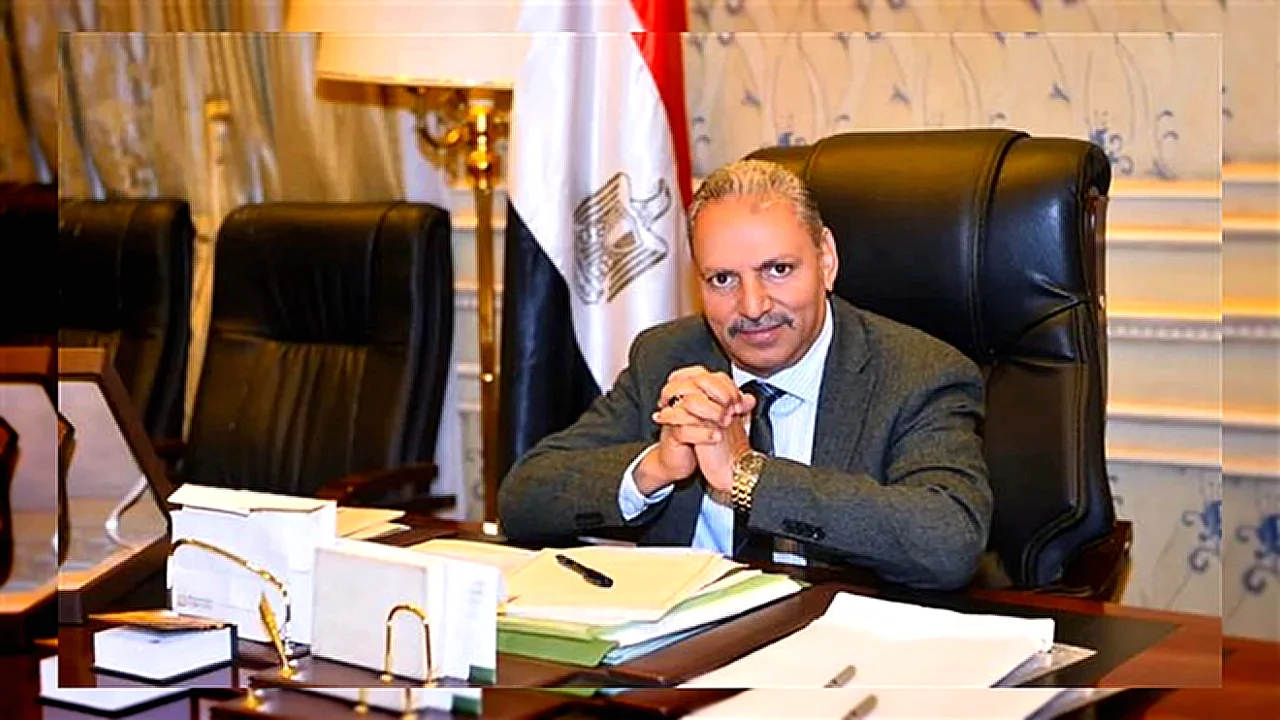 دفاع النواب مسار مبنى البرلمان المصري وعلم الدولة أثناء