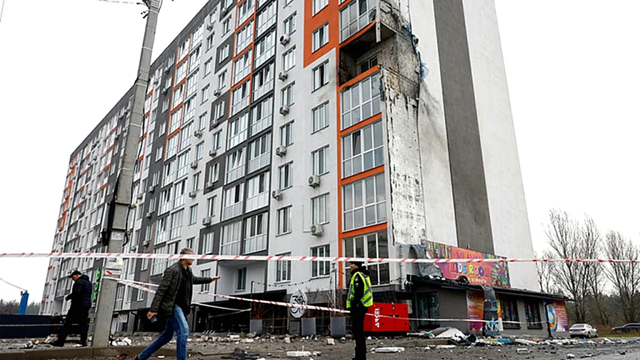 روسيا تحذر الدبلوماسيين دبلوماسيون أجانب في كييف تحسباً
