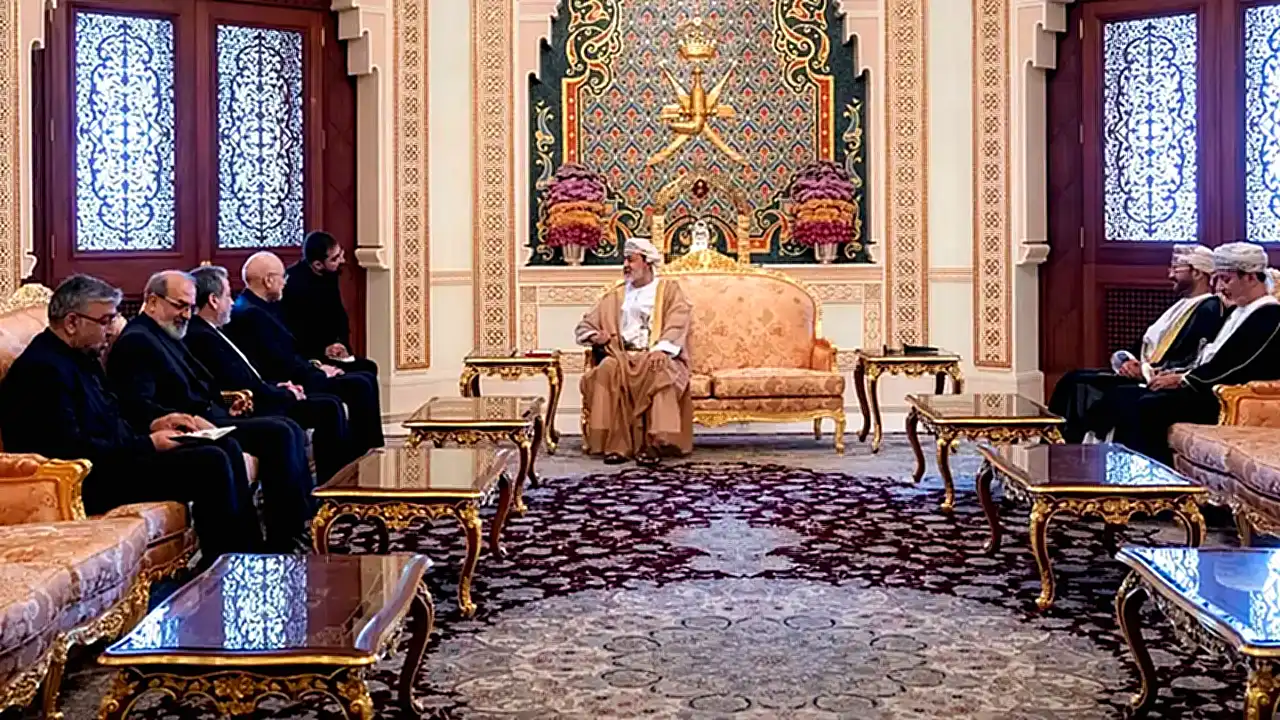 عمان وإيران تؤكدان لقاء رسمي في مسقط حول مستقبل إدارة مضيق