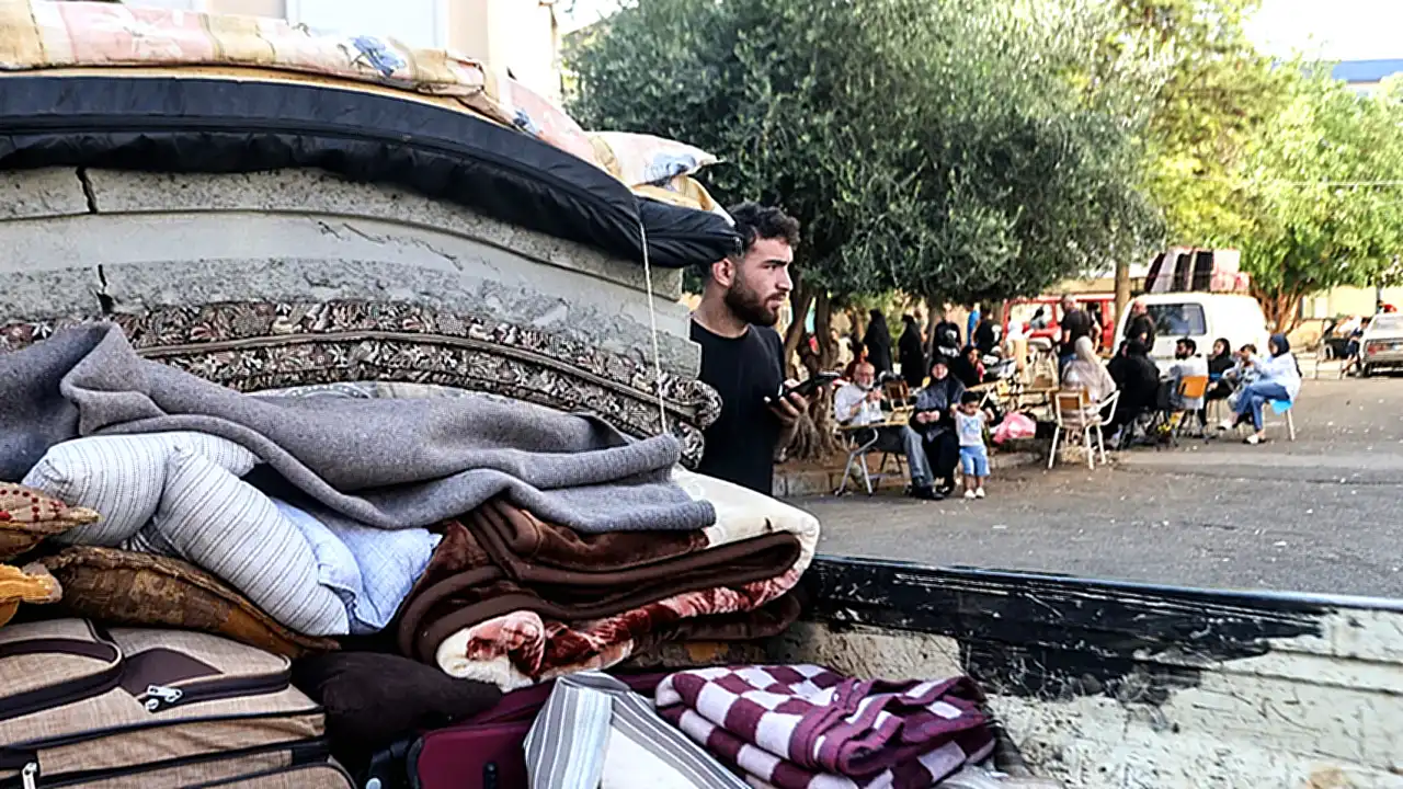 لبنان يحذر النازحين نازحون لبنانيون يستعدون للعودة إلى