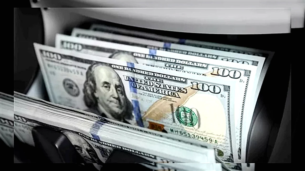 لماذا قفز سعر توضيح لحركة سعر الجنيه مقابل الدولار في