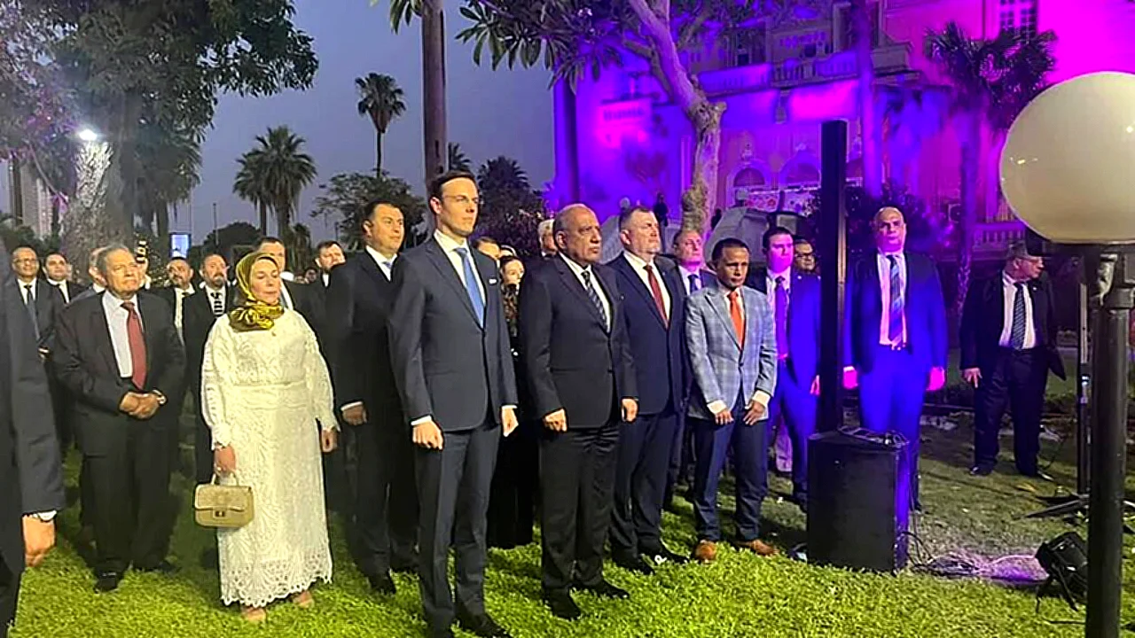 مصري روسي في وزير الكهرباء يتحدث عن تعاون مجال الطاقة