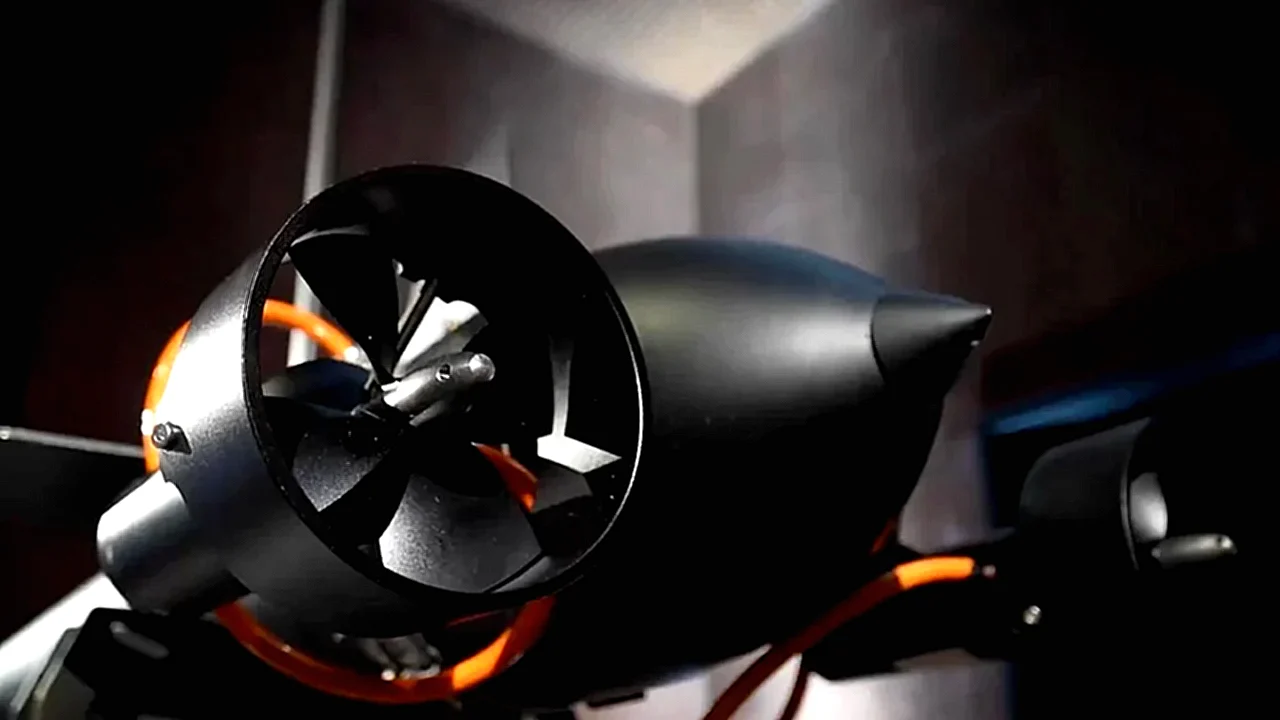 مضيق هرمز روبوت بحري أوكراني يستخدم في إزالة الألغام