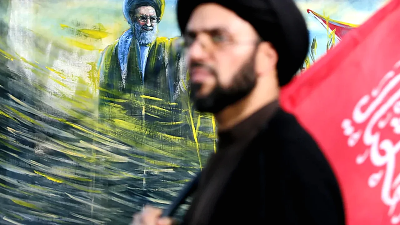 مضيق هرمز الرئيس الأمريكي ترامب يتحدث عن محادثات مع إيران