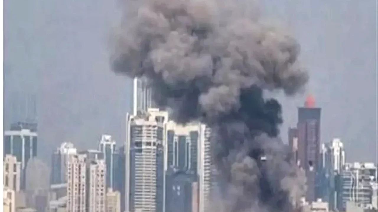 مضيق هرمز الحرس الثوري الإيراني يدمر مركزًا للجيش الأمريكي
