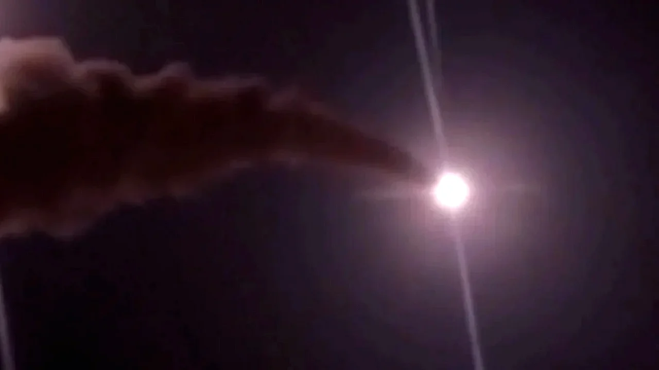 مضيق هرمز سفن حربية أمريكية في مياه بعد إحباط هجمات