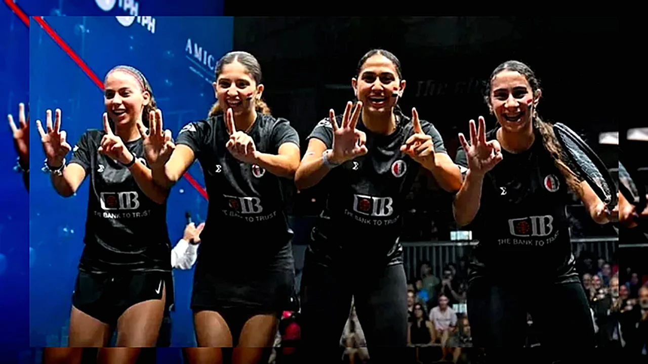 منتخب مصر للناشئات القومي للمرأة يهنئ بالإسكواش
