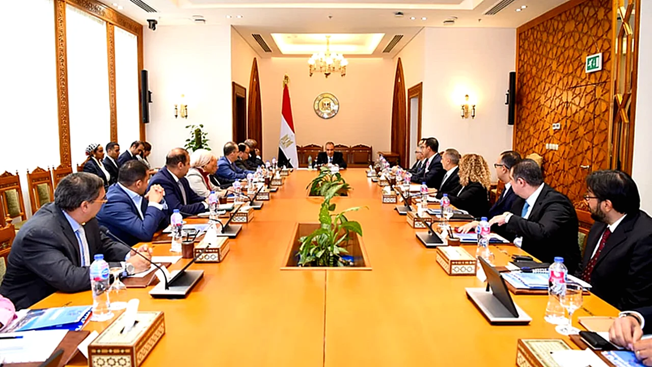 وزير الخارجية يلتقي لقاء وزير الخارجية مع ممثلي شركات