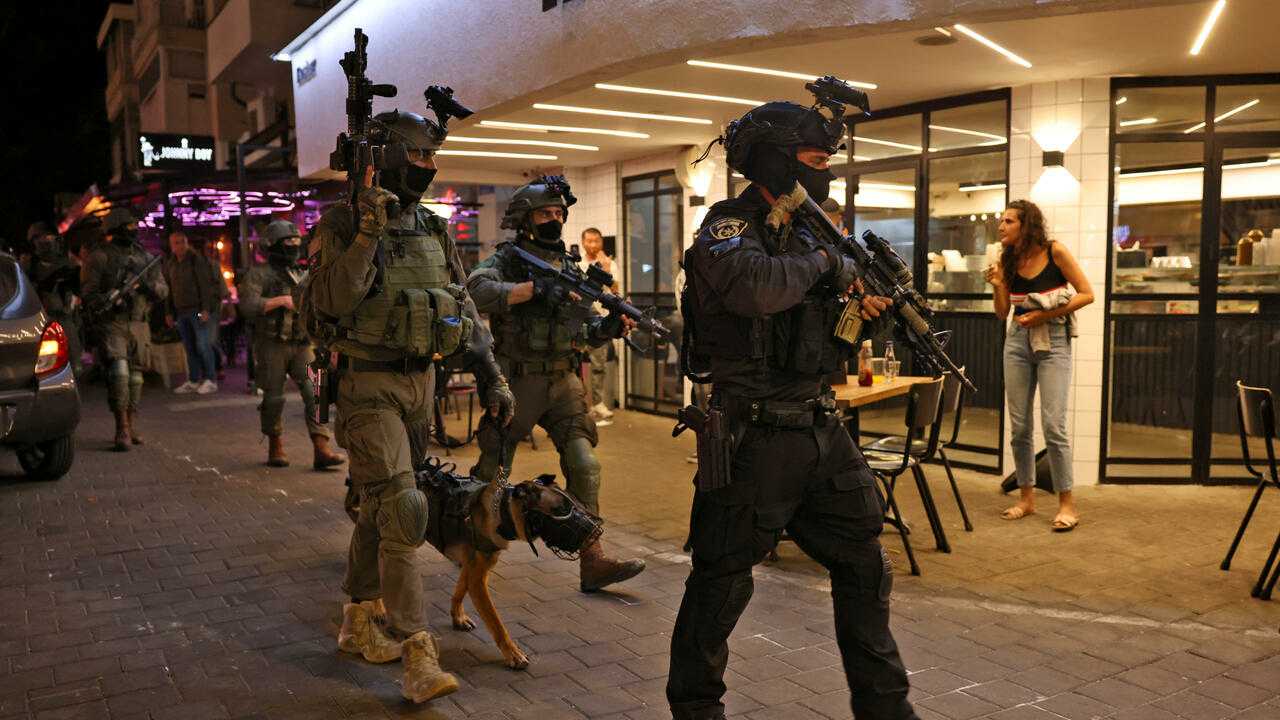 الشرطة الإسرائيلية تكشف عن هوية منفذ هجوم "ديزنغوف"