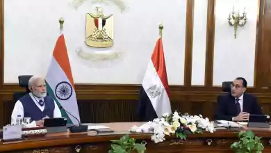 رئيس الوزراء المصرى ونظيره الهندي