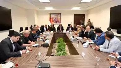 اجتماع وزير الإسكان مع رئيس الهيئة الهندسية ورئيس العربية للتصنيع