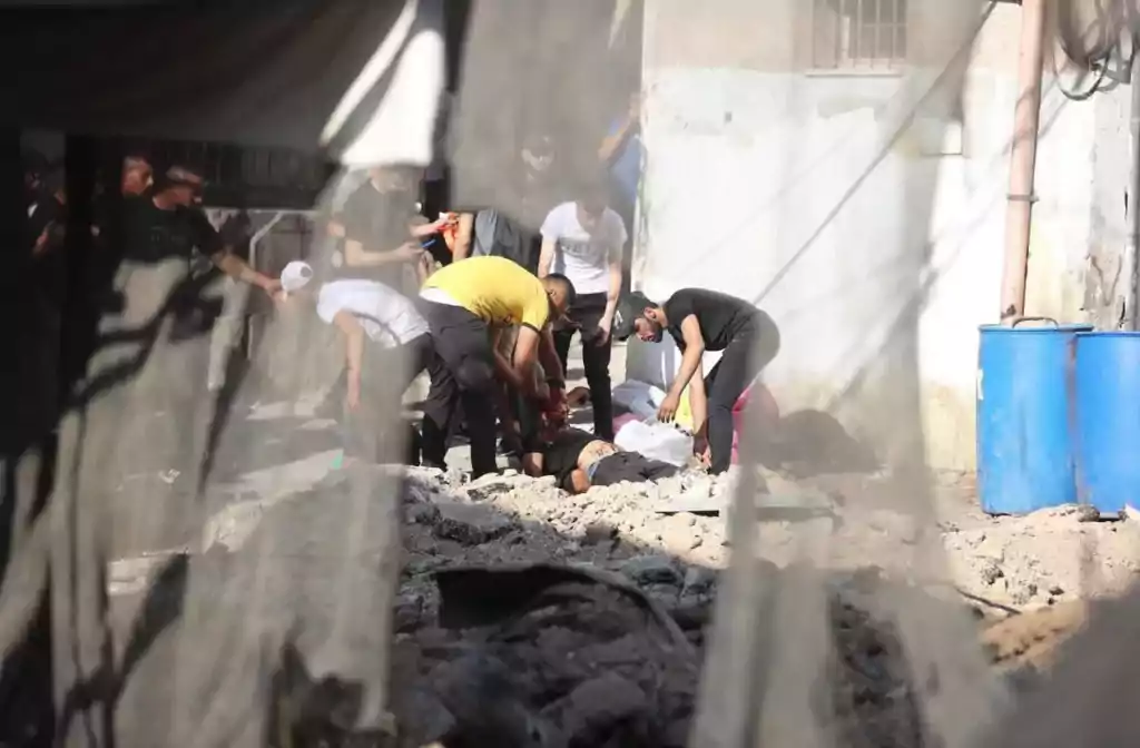 إحدى ضحايا اللاجئين